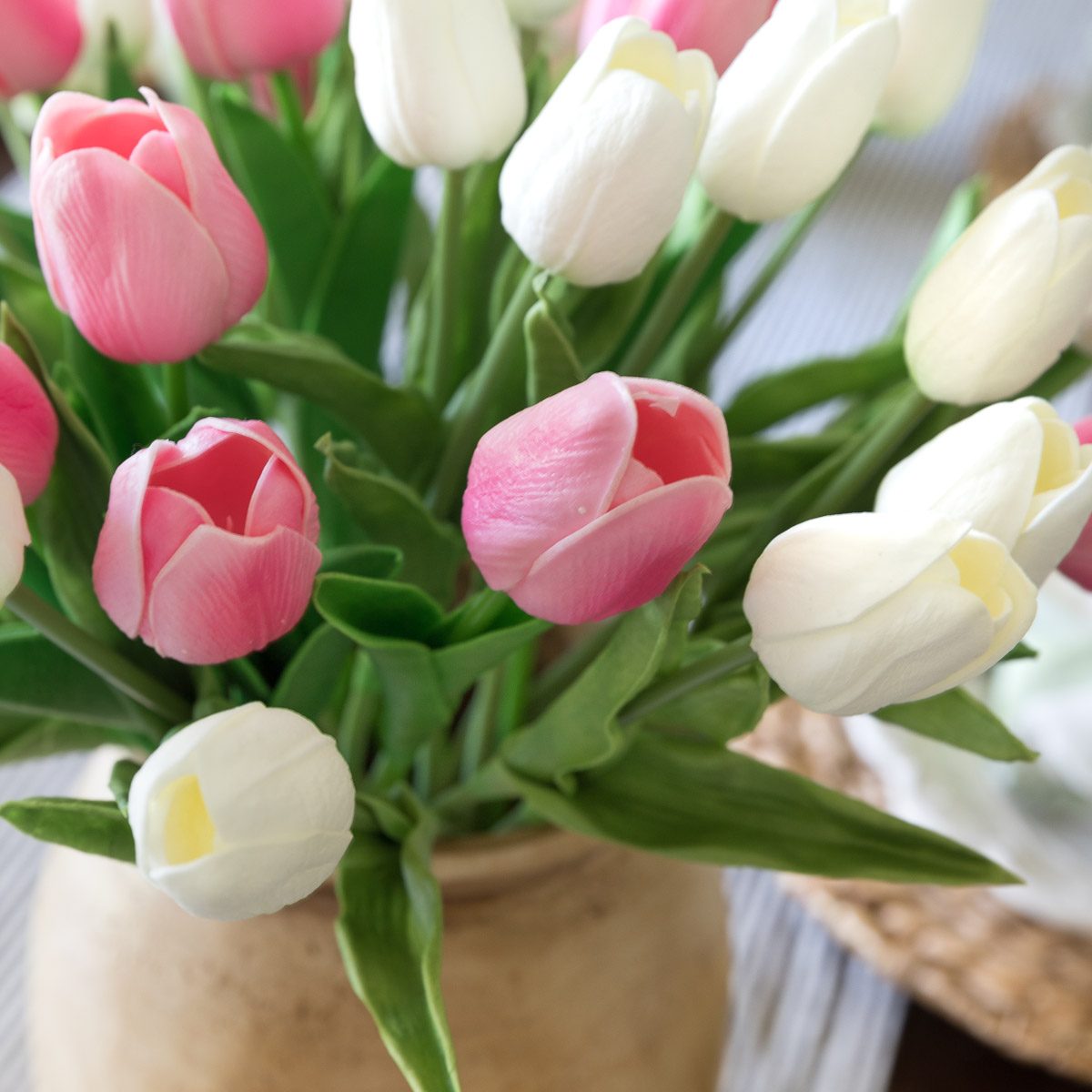 The best artificial flowers