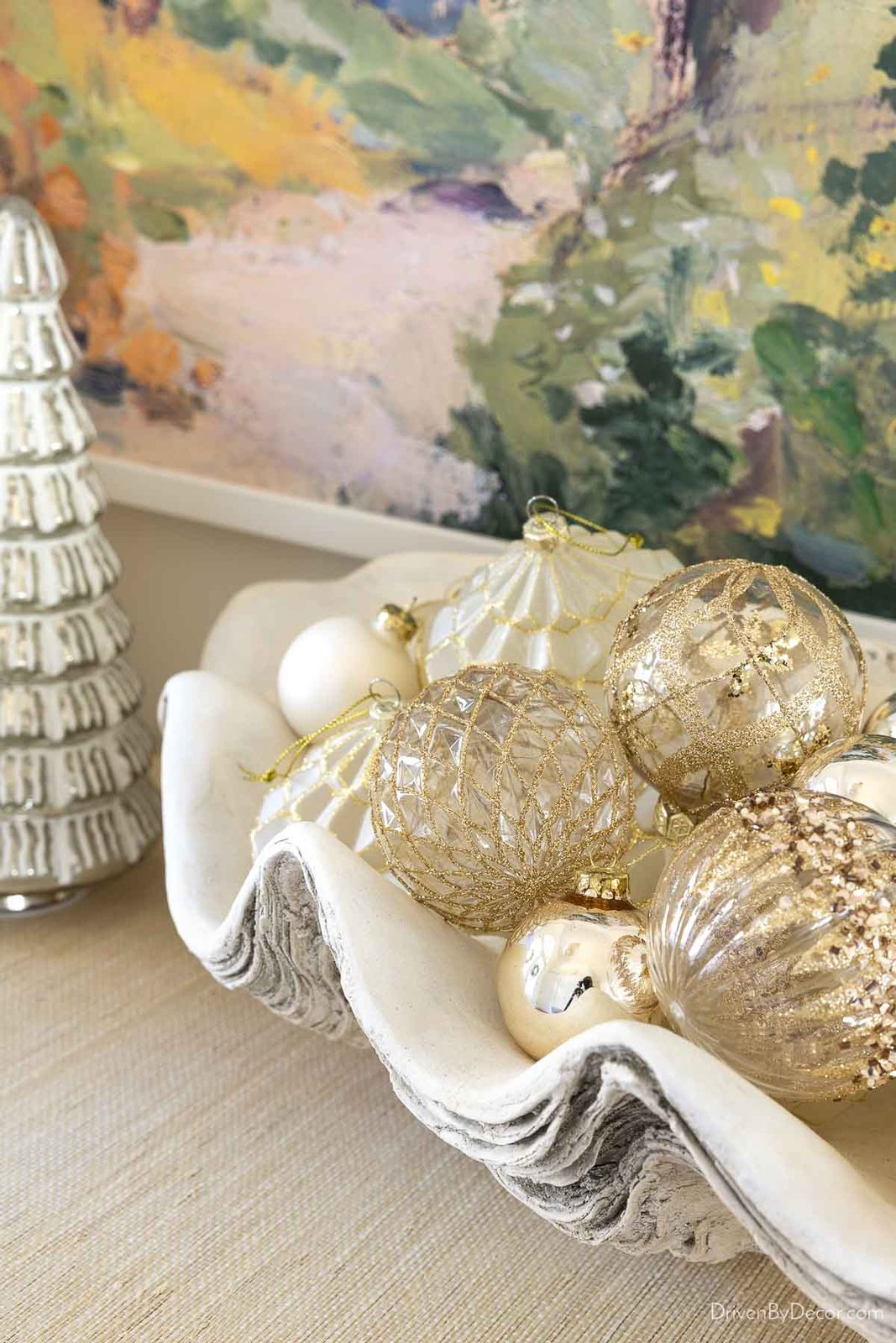 Ornaments in large decorative shell