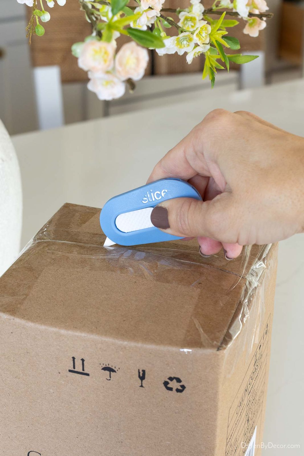 Mini box cutter