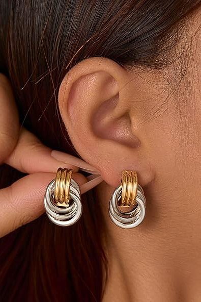 Knot earrings