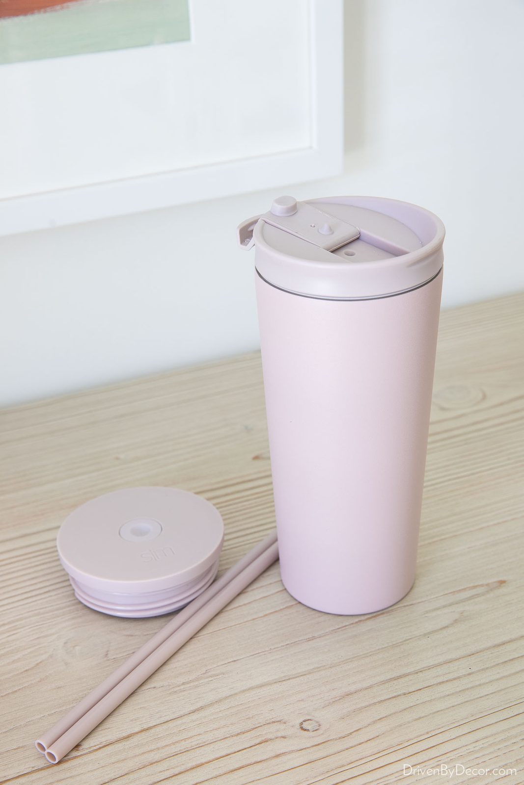 Insulated tumbler that keeps drinks hot or cold for hours - two different lid options!