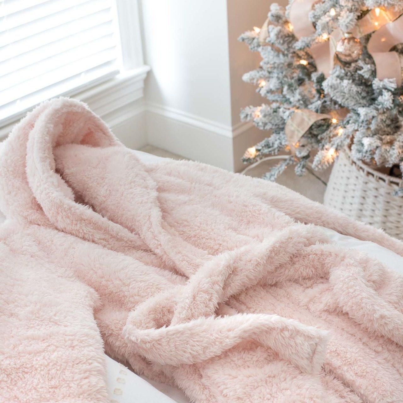 Super cozy robe at a great price - perfect gift for teen girls!