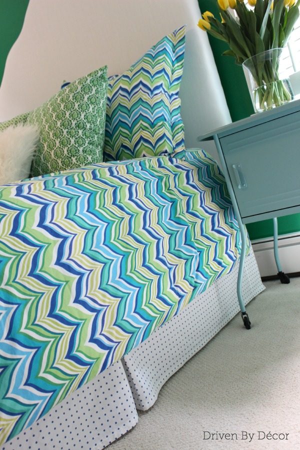DIY Bed Skirt (Made From a Flat Sheet)