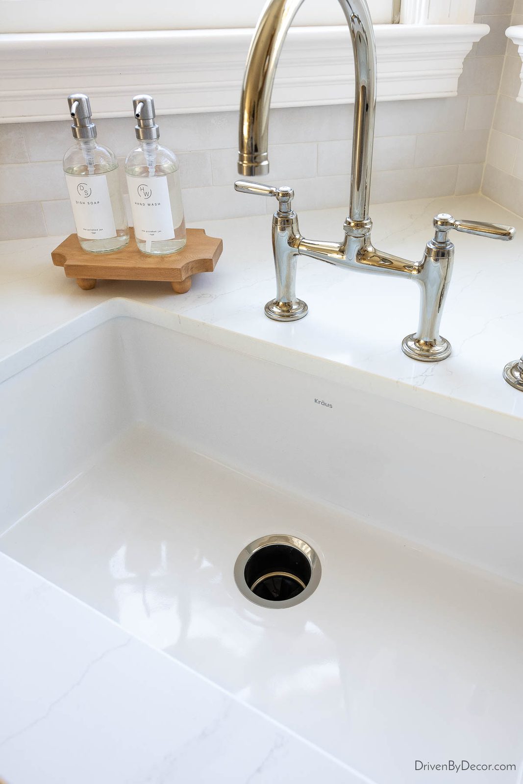 Single basin fireclay undermount kitchen sink