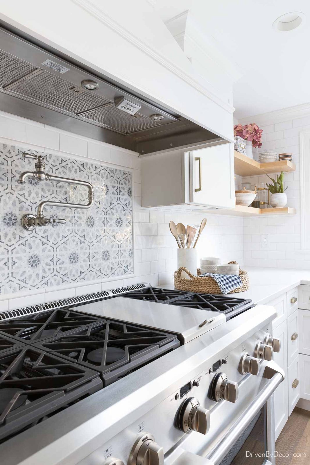 Gas range burners