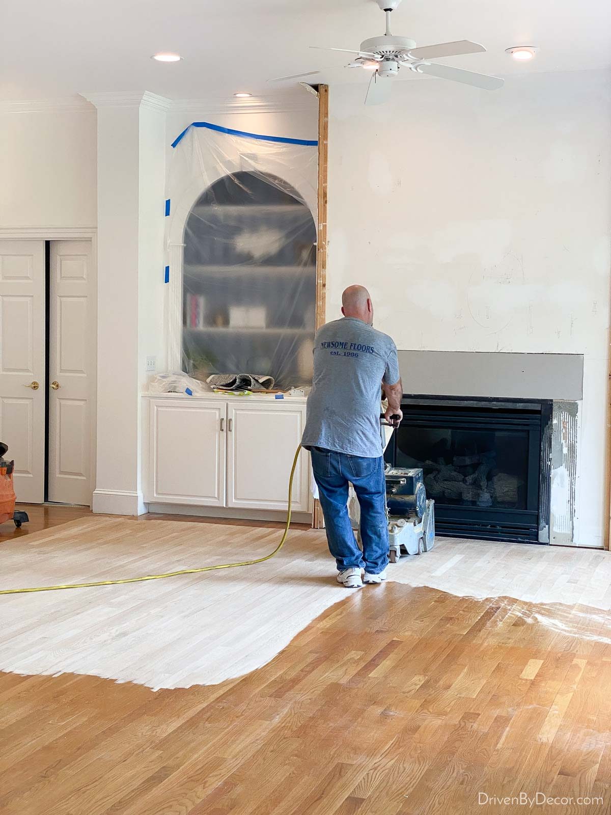 The step by step of refinishing hardwood floors