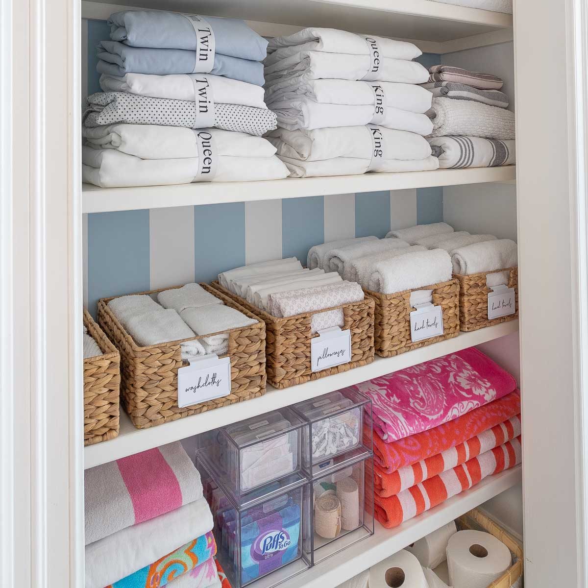 Ten Linen Closet Organization Approaches for a Clutter-Free Closet
