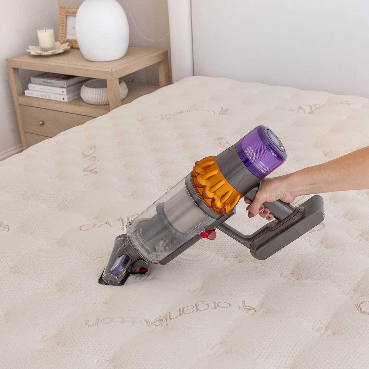 How to clean a mattress