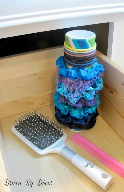 DIY scrunchie holder