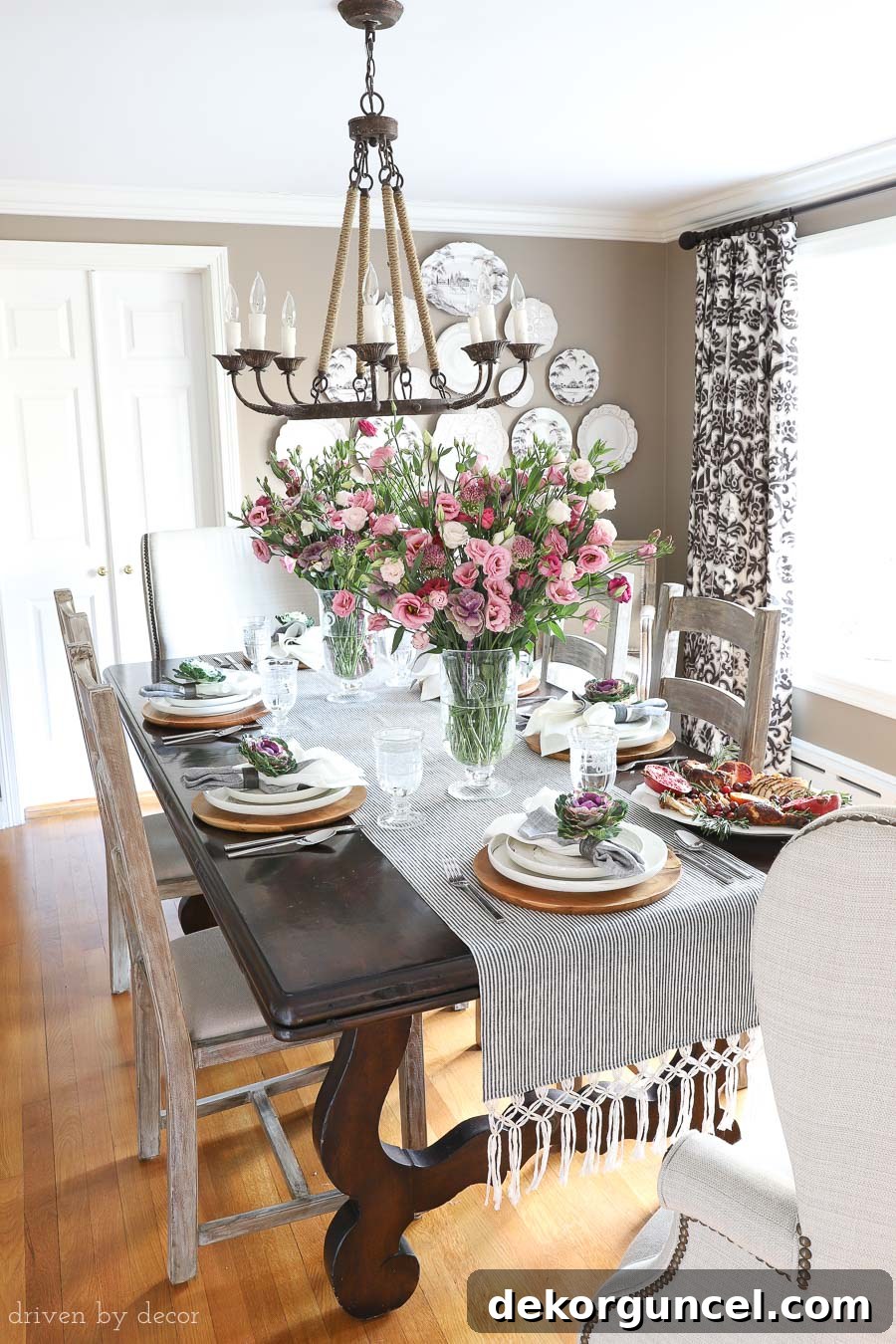 Great ideas for making store bought food look homemade for thanksgiving and simple tablescape ideas too!