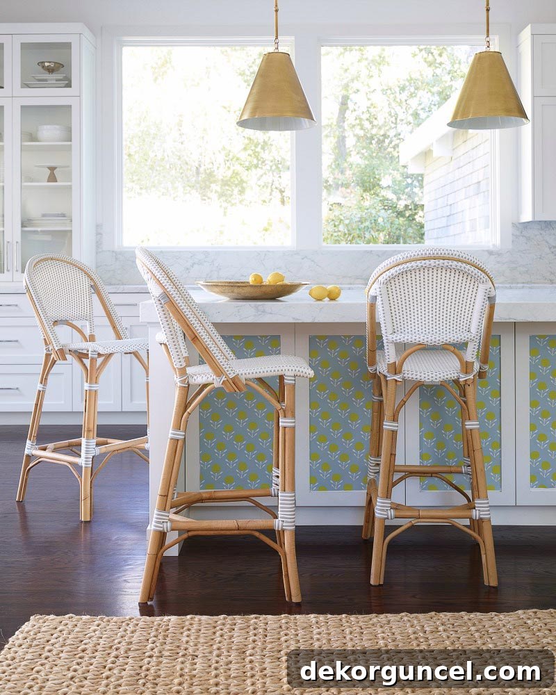 LOVE these rattan counter stools for my kitchen island bar!
