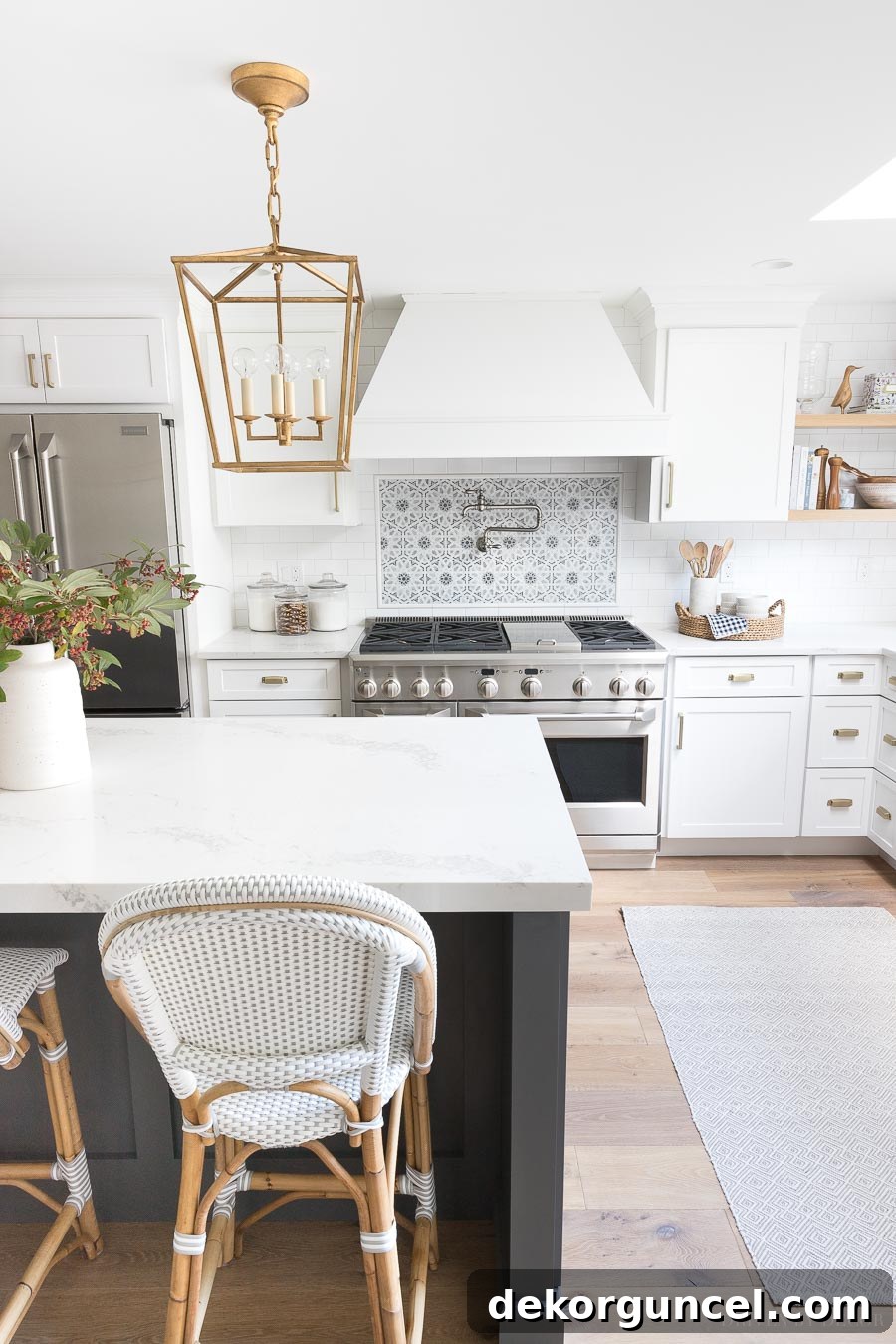 Top 10 Kitchen Appliance Features You'll Love 20 This kitchen showcases beloved appliance features, offering inspiration for your own renovation.