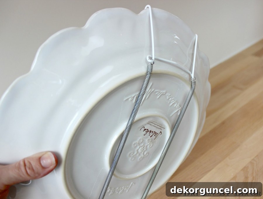 Plate Wall Decor Made Easy The Top Hangers and Methods 7 Discover why vinyl-coated plate hangers are considered among the best for securely and safely hanging plates on the wall.