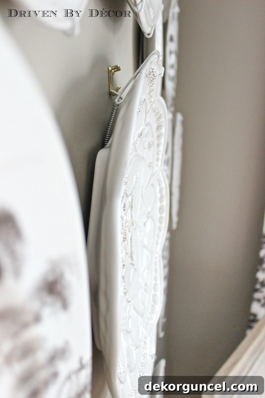 Plate Wall Decor Made Easy The Top Hangers and Methods 10 Detailed instructions on how to use plate hangers for a secure and beautiful plate wall display.