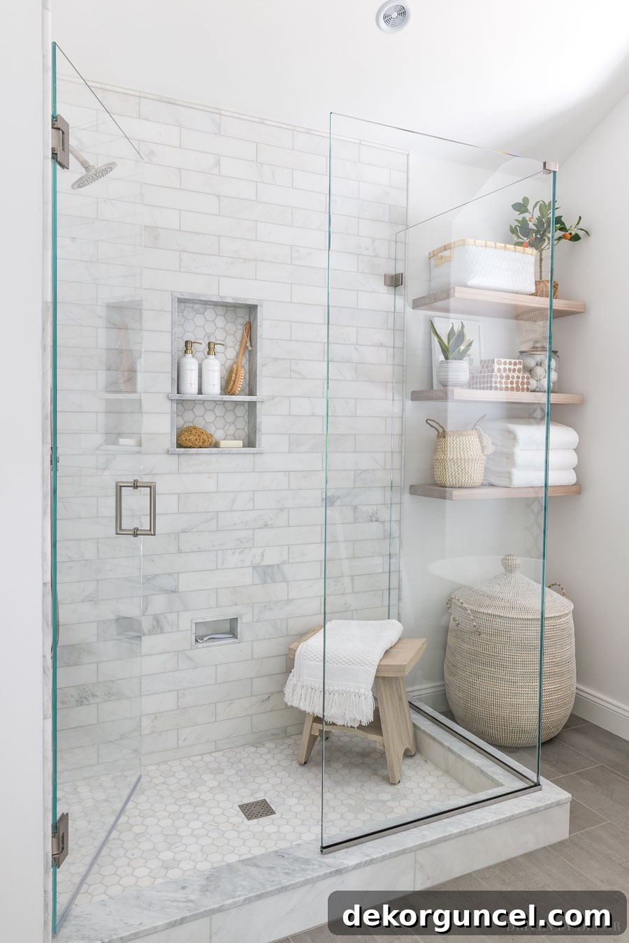 Glass Shower Enclosures What To Pay And What To Skip 7 The stunning clarity of ultra-clear Starphire glass, showcasing white bathroom tiles without color distortion.