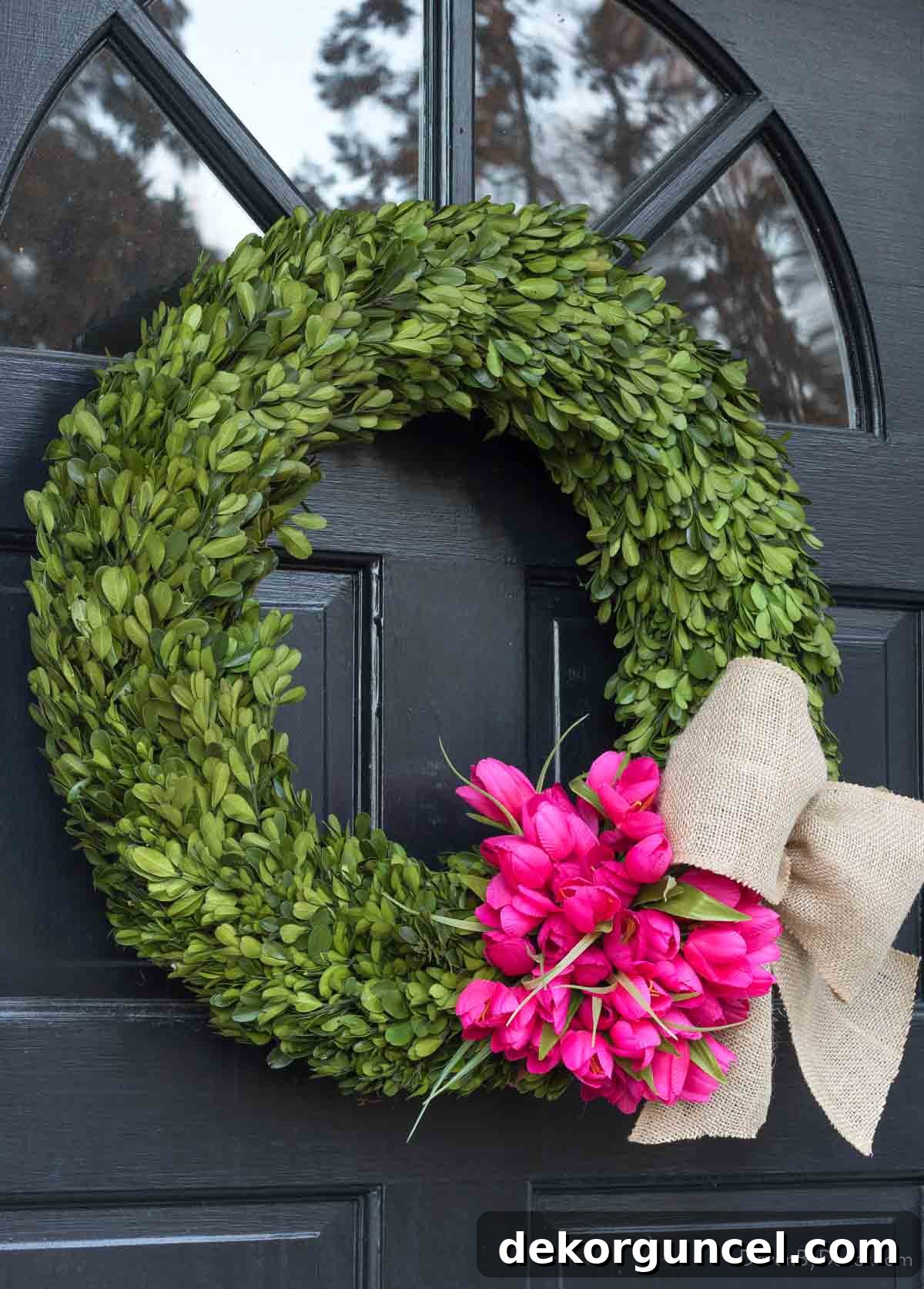 Boxwood tulip spring wreath from Etsy