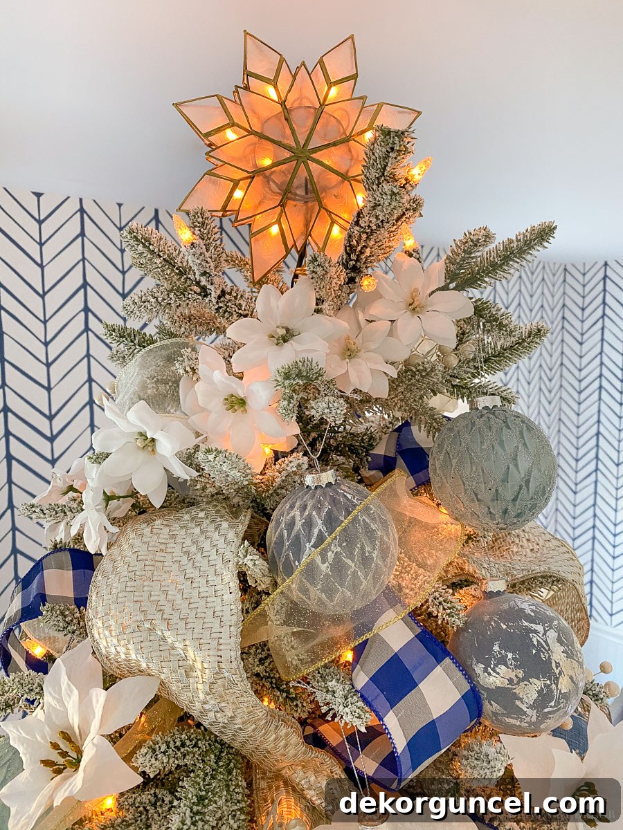 The Ultimate Christmas Tree Decorating Guide 25 Gorgeous capiz star tree topper!