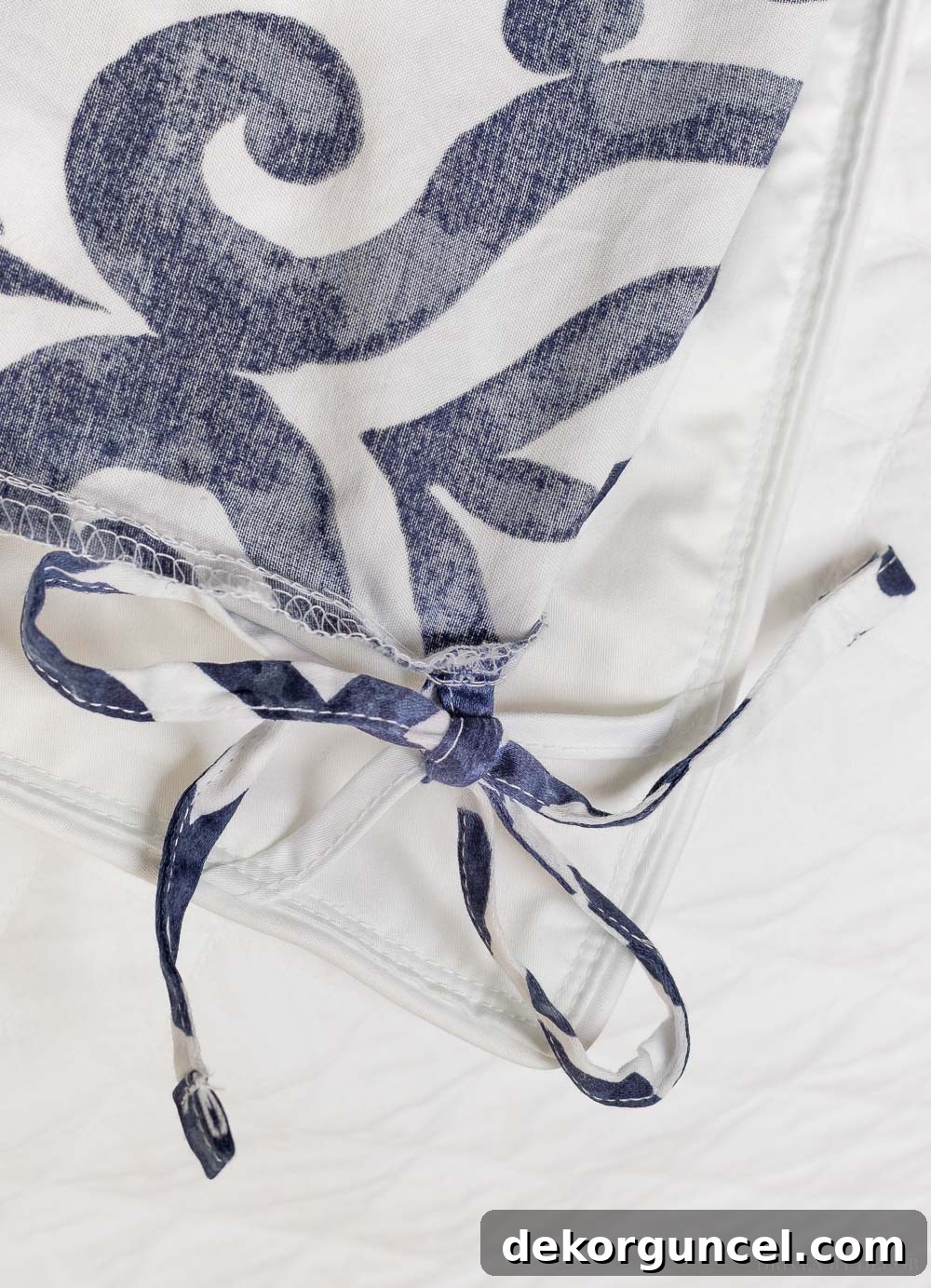 The Ultimate Guide to Fluffy Duvet Inserts 7 Secrets for a Luxurious Hotel Bed 6 Duvet insert with corner tabs, showing how they secure the insert within its cover.