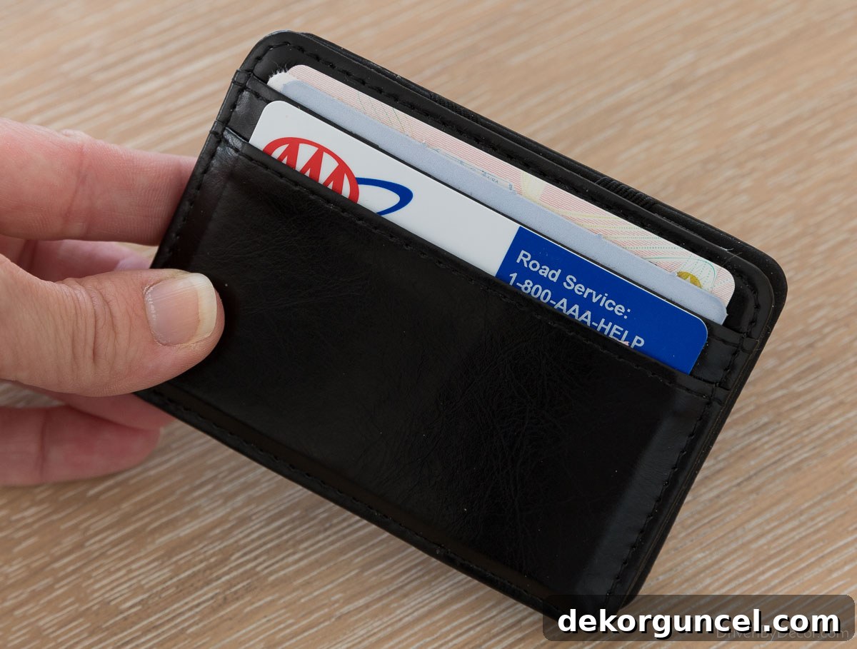 The magic wallet, highlighted for its thin design and external pockets for credit cards, making it practical for everyday use.