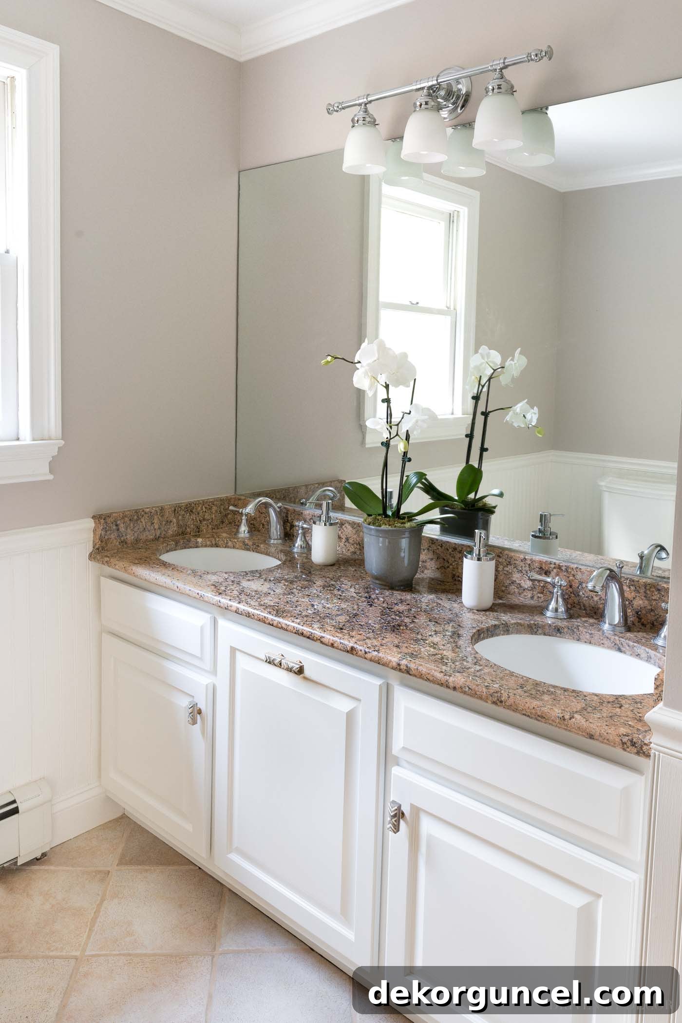 This is such a great neutral wall color - Sherwin Williams Alpaca!