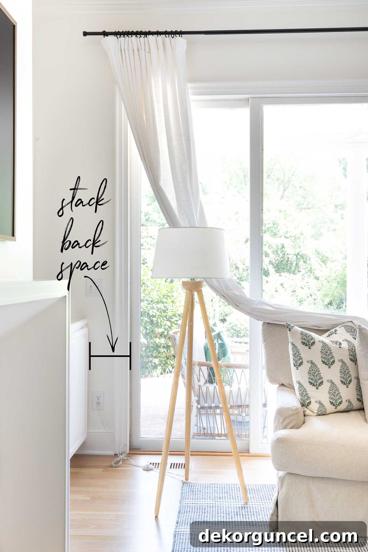 Short space to left of glass slider for curtains to stack back
