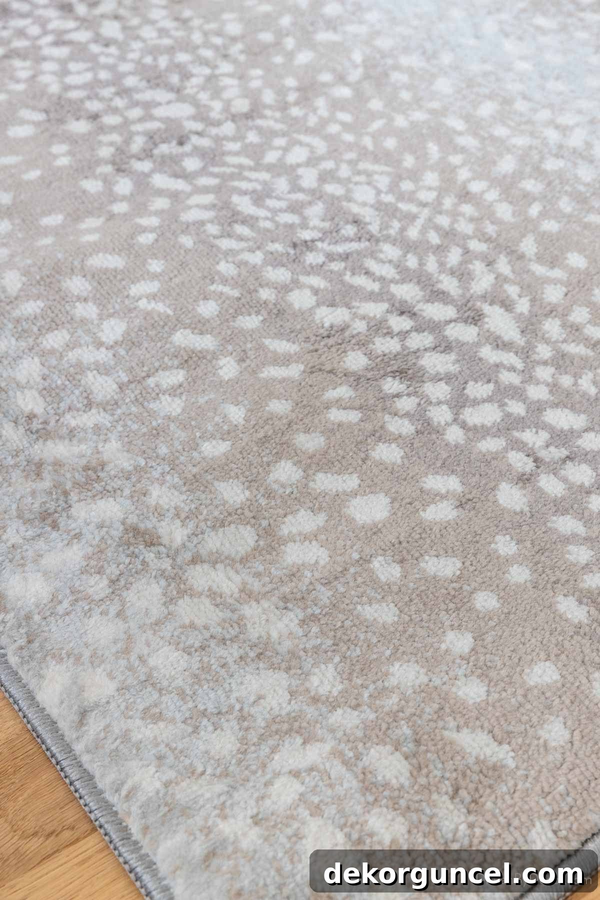 Neutral antelope pattern rug for living room