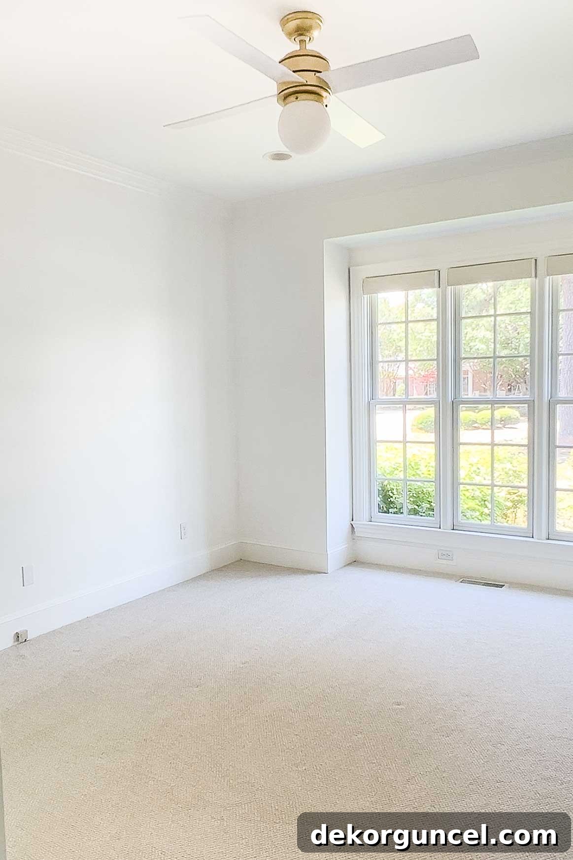 Bedroom before redecorating