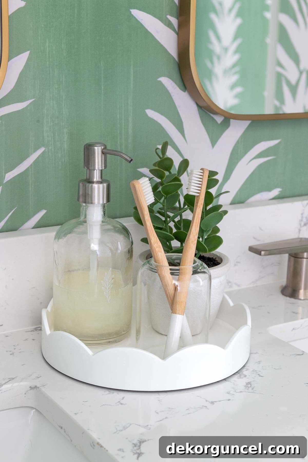 15 Budget-Friendly Bathroom Remodel Ideas 29 Round scalloped tray between sinks on double bathroom vanity