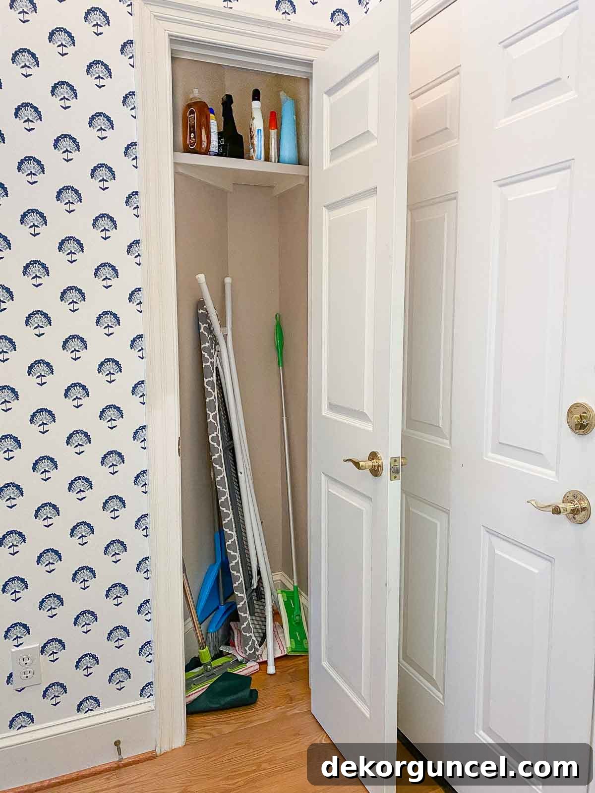 Declutter Your Home From Laundry Room Closet to Versatile Door Storage 2 Our laundry room closet before adding organizers