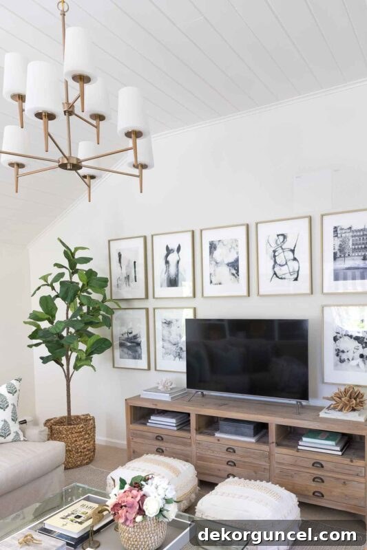 Two-tiered chandelier suitable for living rooms with high ceilings