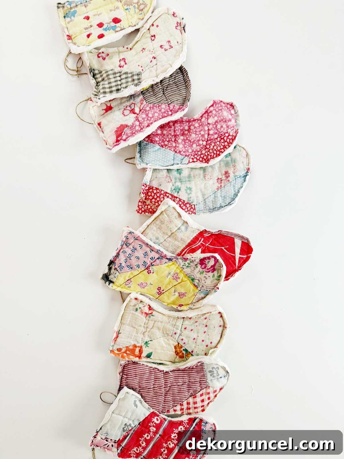 Stocking garland