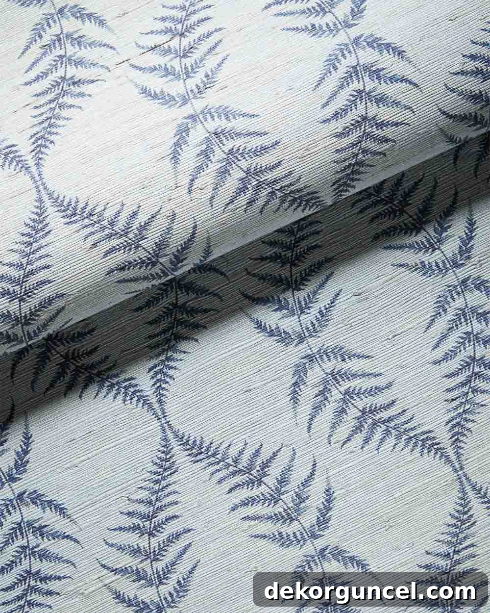 Patterned grasscloth wallpaper