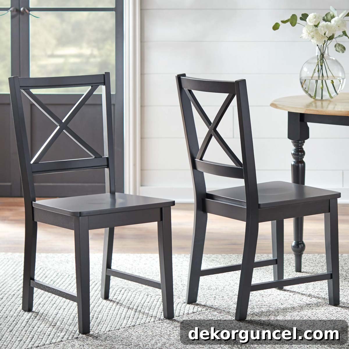 Classic cross back dining chair, a timeless and versatile piece for any dining room
