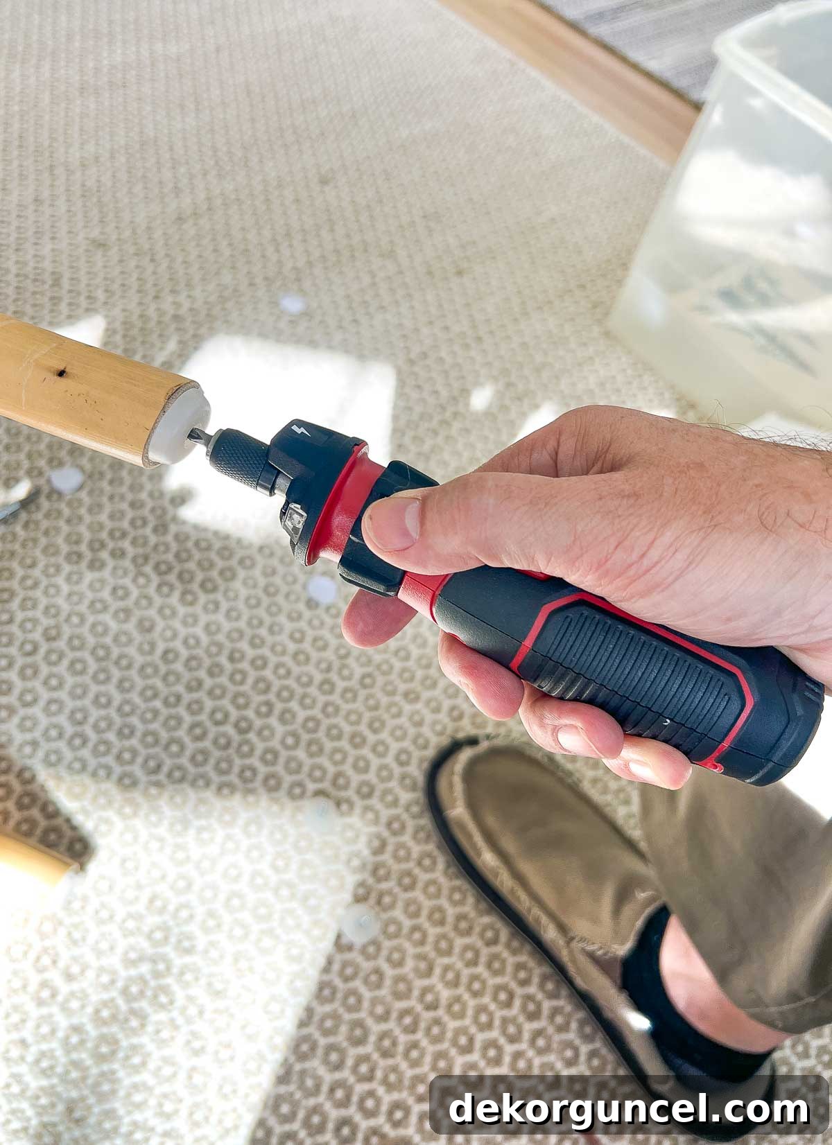 A compact and powerful cordless screwdriver, an essential tool for any DIY enthusiast.