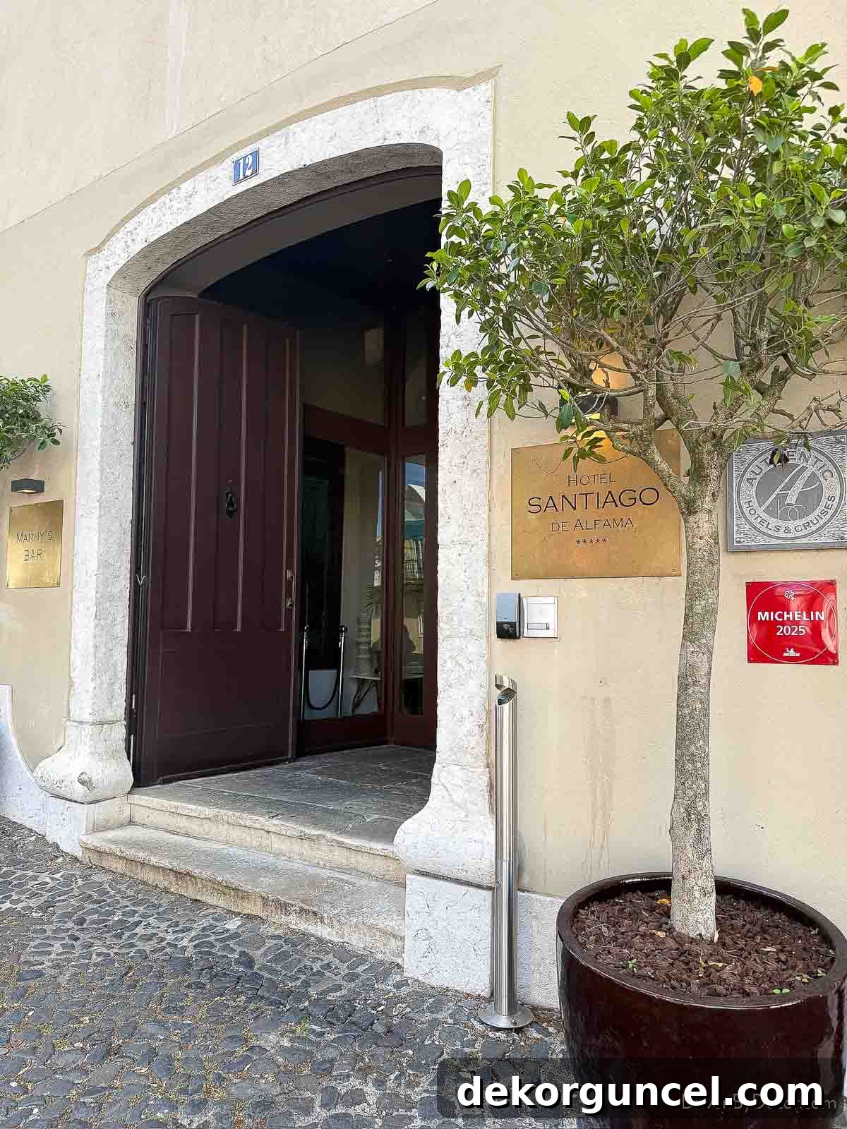 Family Trip to Portugal: Where We Stayed, Ate and Explored 5 Santiago de Alfama hotel