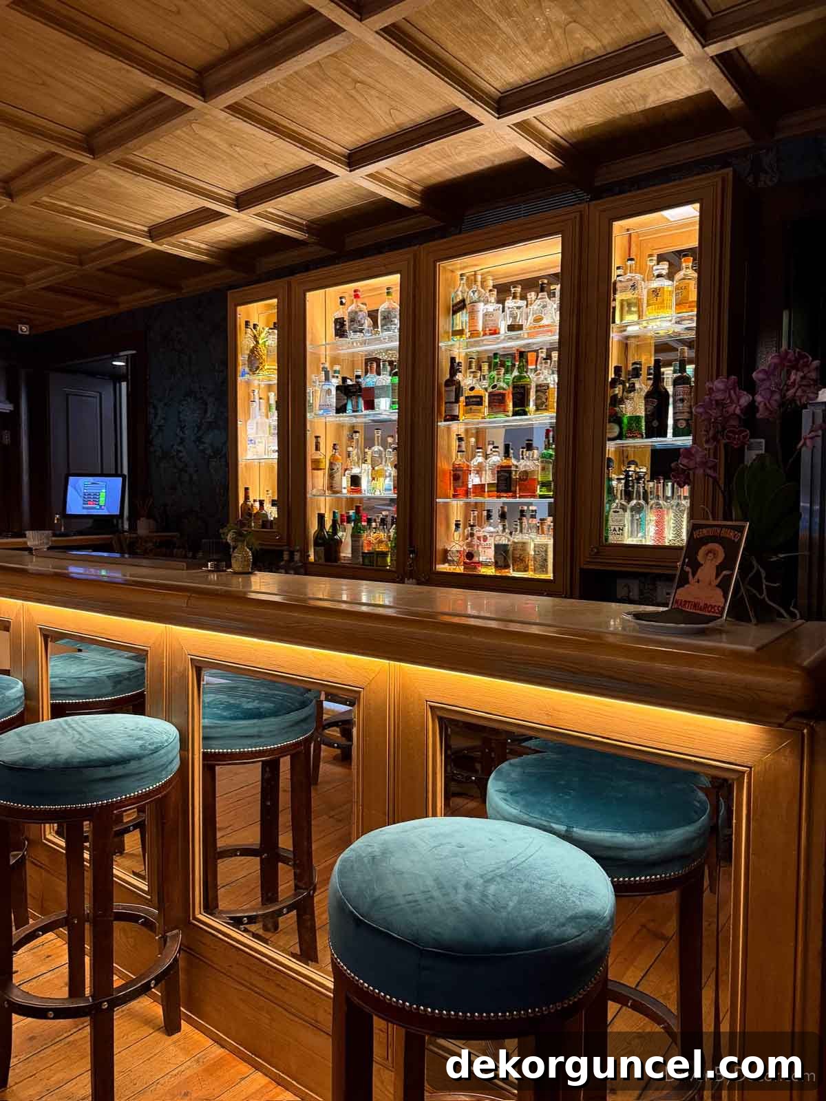 Family Trip to Portugal: Where We Stayed, Ate and Explored 7 Bar at Santiago de Alfama hotel